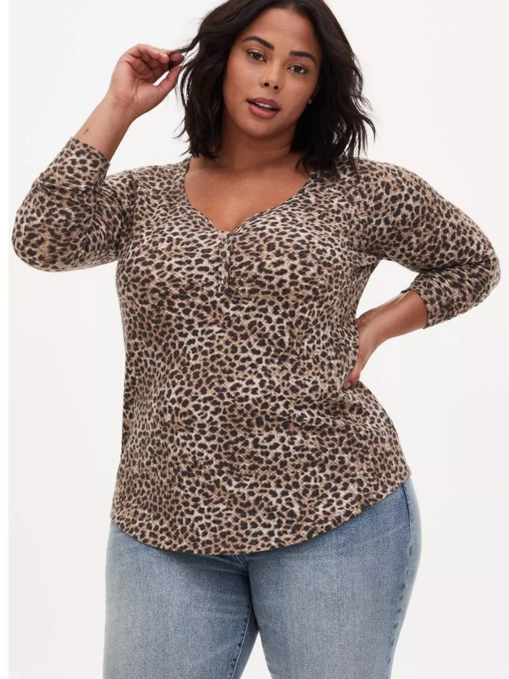 Torrid Waffle Knit V-Neck Henley Raglan Long Sleeve Tee Size 2X Leopard Print